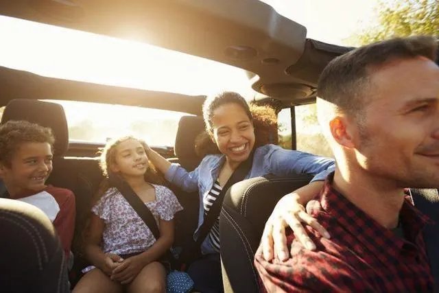 美国一个中产阶级的月工资大约会是多少呢？