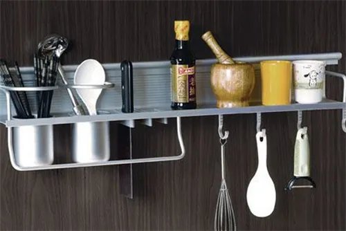 厨房挂件怎么选购  哪些厨房挂件品牌较好