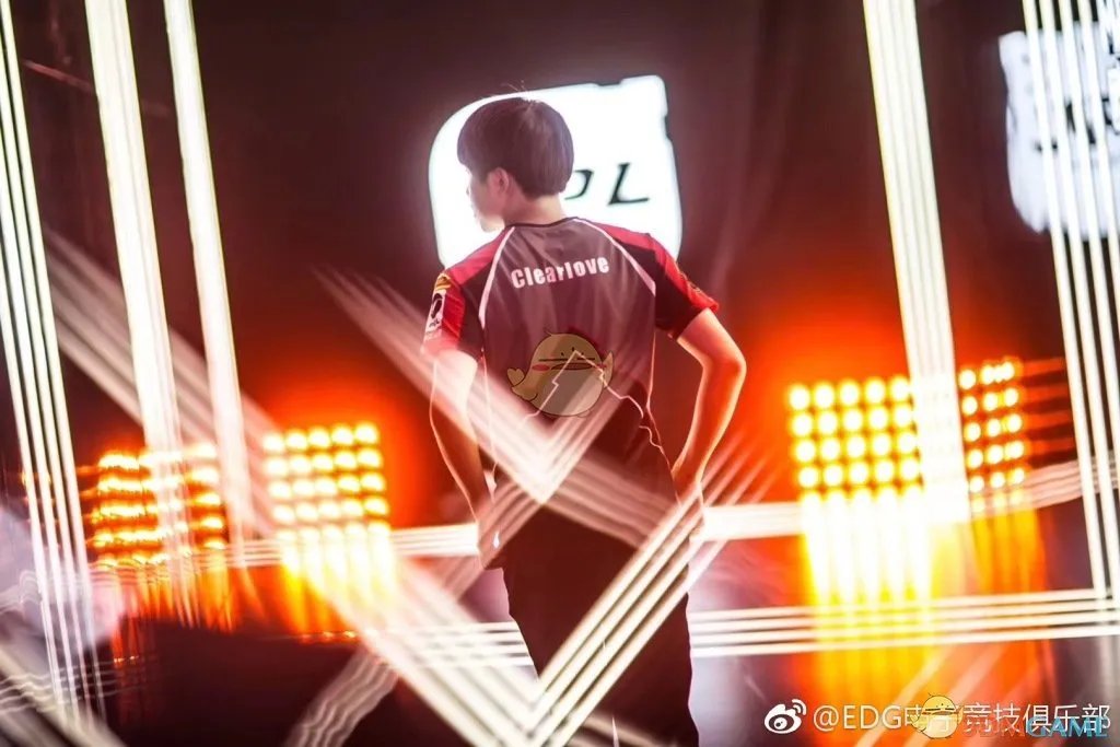 《LOL》厂长微博退役是真的吗