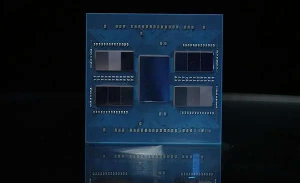 AMD新CPU冲上192核心384线程 无敌了