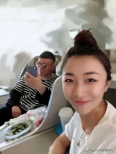 孙红雷与王俊迪到乌镇干什么？