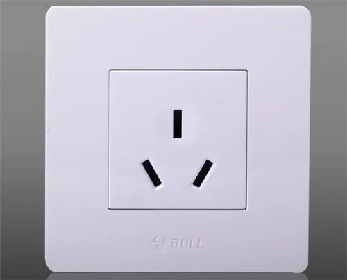 两孔插头和三孔插头的区别是什么