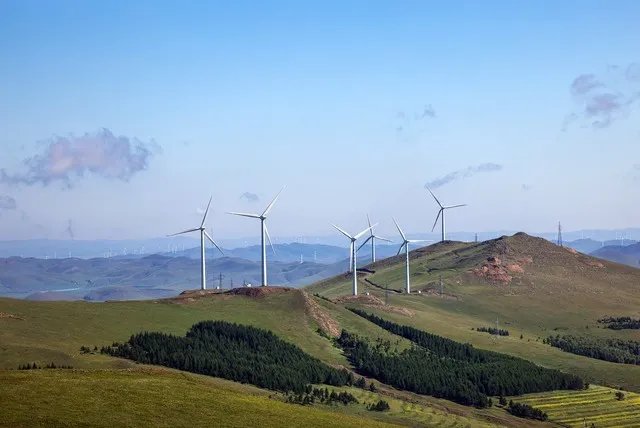 佳能RF广角标准长焦镜头 哪款适合你？