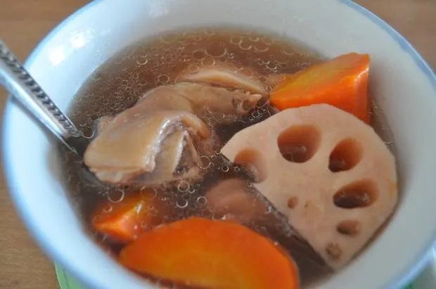 炖猪蹄的做法有哪些 炖猪蹄搭配什么好吃