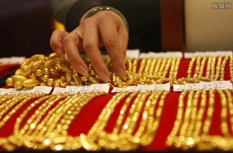 黄金价格今天多少一克 2018黄金价格走势预测
