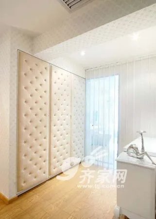 女网友晒极简家 18万打造3室1厅简约美家