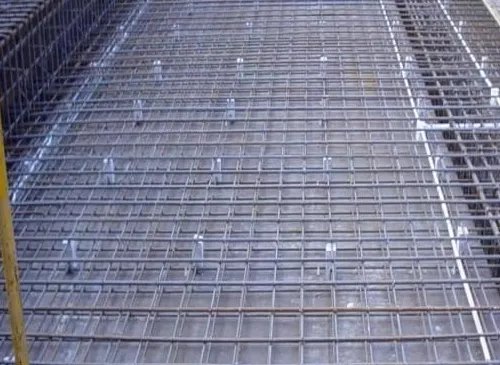 柱子钢筋保护层垫块怎么放