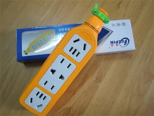 一般接线板的电线是多少w的