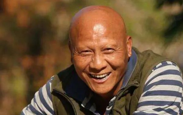 计春华和杜玉明是一种什么样的关系？