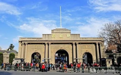 南京有哪些好玩的景点？住宿有哪些建议？