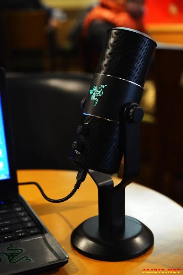 是谁抢走了我的麦克风！Razer魔音海妖麦克风评测
