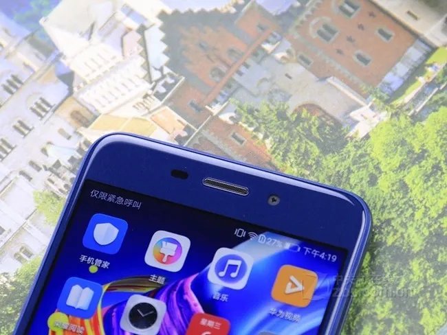 荣耀 V9 play 高配版 4GB+32GB游戏运行流畅 ZOL商城1025元火热销售中