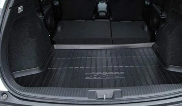 奔驰e200车身尺寸多长,奔驰e200数据参数