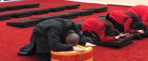 如何拜佛礼佛：正确姿势