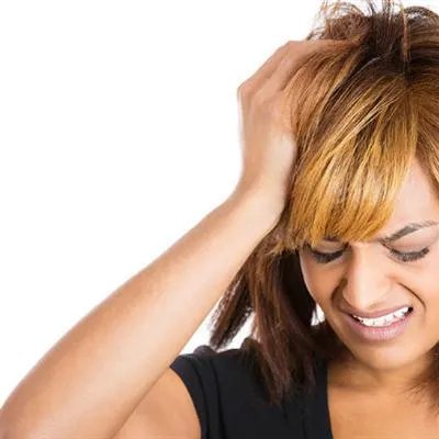 头皮上长痘痘是怎么回事