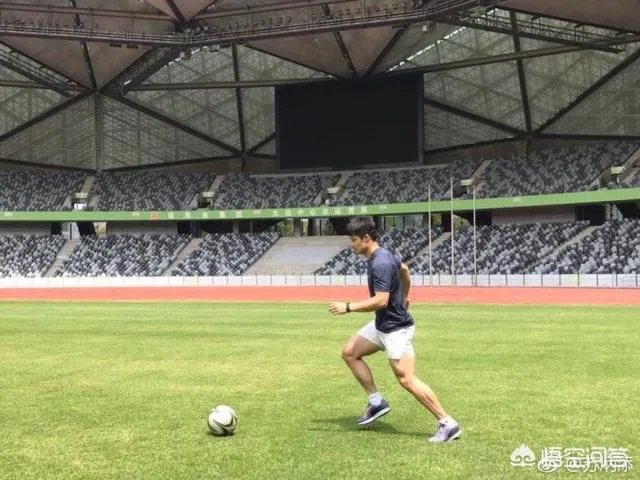 苏炳添微博秀脚法，你怎么看？