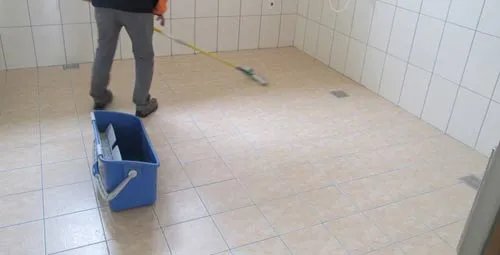 家庭如何处理地砖防滑 瓷砖防滑剂作用原理