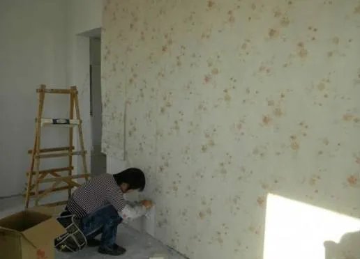 墙纸能直接撕了重新刷漆吗