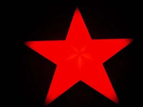 红色五角星的国家