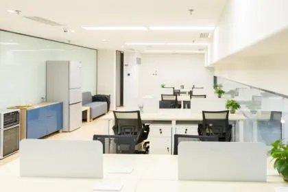 梦见自己站在高处