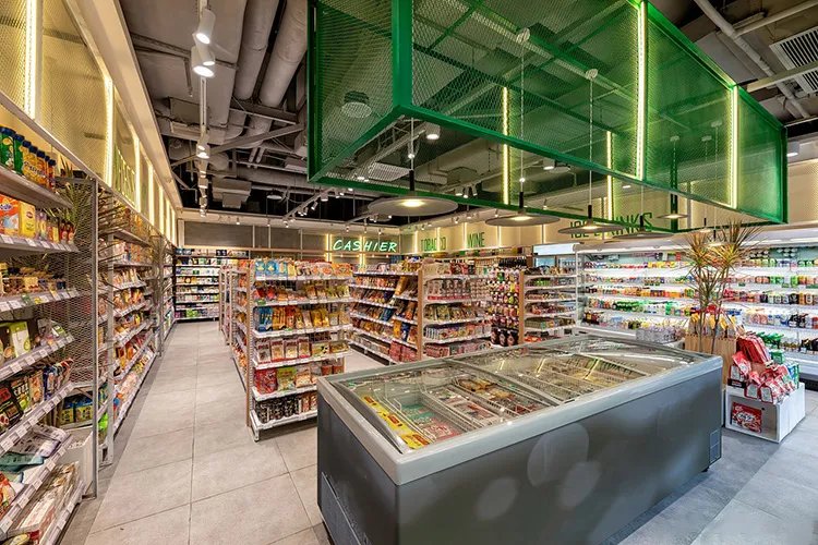 合肥零食店装修要点，网红零食店这样设计精致又实用，顾客源源不断