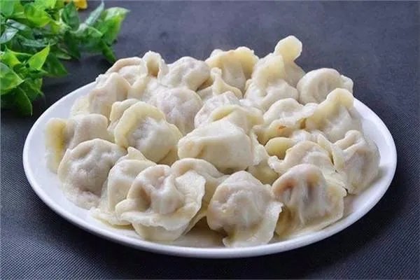 岳云鹏微博再晒饺子，他爱饺子的真正原因是什么？