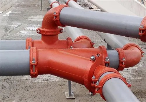 沟槽法兰连接和沟槽连接的区别是什么