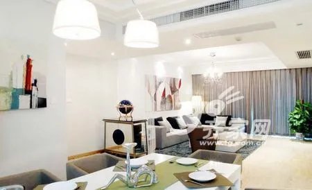 女网友晒极简家 18万打造3室1厅简约美家