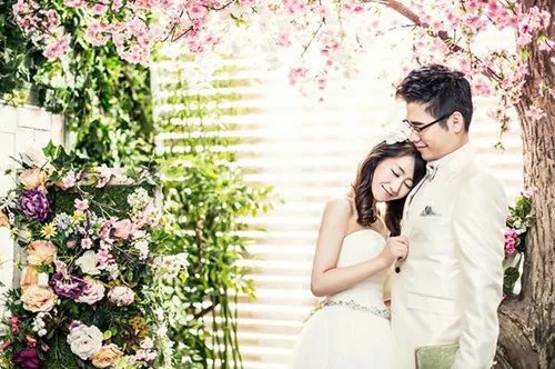 拍婚纱照工作室怎么挑选　工作室和婚纱影楼的区别