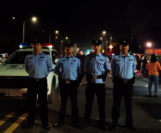 唐山打人案烧烤店老板：努力拉架也让人报警，他所言属实吗？