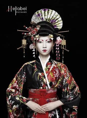 学化妆发展好吗？广州哪个化妆学校好？