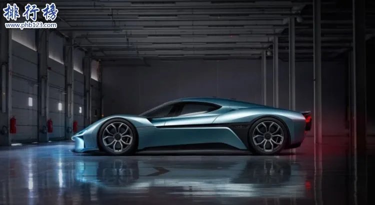 中国最贵的车排行版榜 最贵的车榜首是红旗L5售价500万