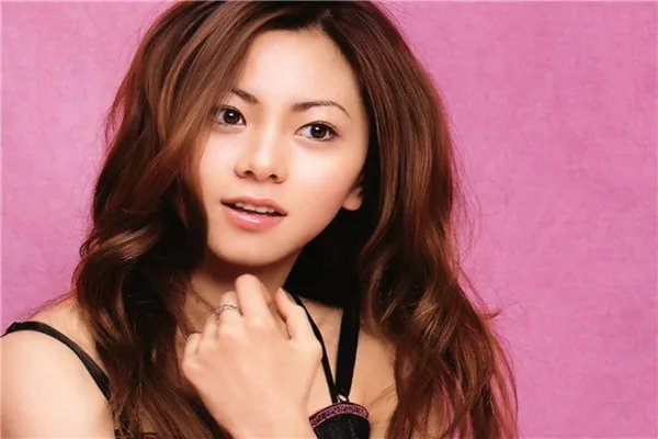 日本十大歌姬排名 安室奈美惠上榜，小柳由纪展现惊人天赋