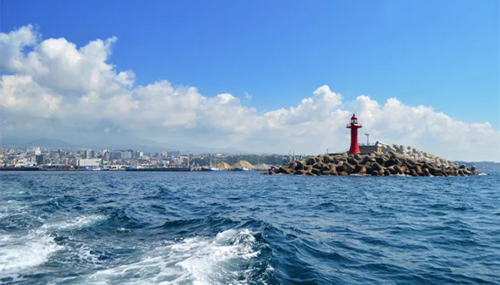 七大洲中面积最小的是