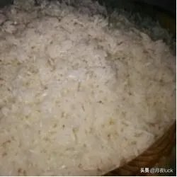 红曲酒应该怎么泡呢？