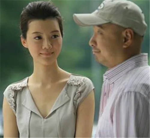 看过大男当婚随想    六段真挚感情嘲讽现实婚恋