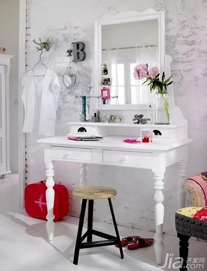 5款不同风格梳妆台图片  留下你美丽的倩影