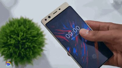 大家还是喜欢胸大的妹子 真让人头大的爆笑动态图