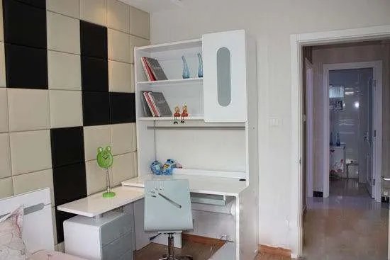 书桌摆放五大风水禁忌 书桌这样放事业才能步步高升