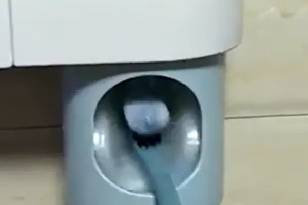 挤牙膏器怎么用图解