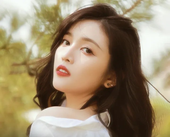 吴宣仪回应素颜被吐槽，网友对女明星的恶意为何总是那么大？