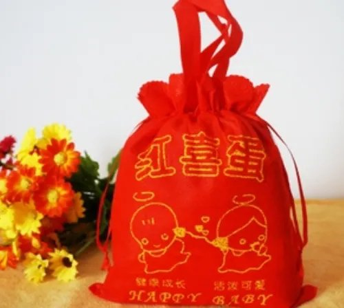 满月酒给多少钱合适 满月酒红包吉利数字有哪些