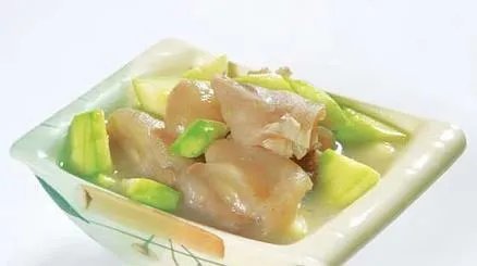 炖猪蹄的做法有哪些 炖猪蹄搭配什么好吃